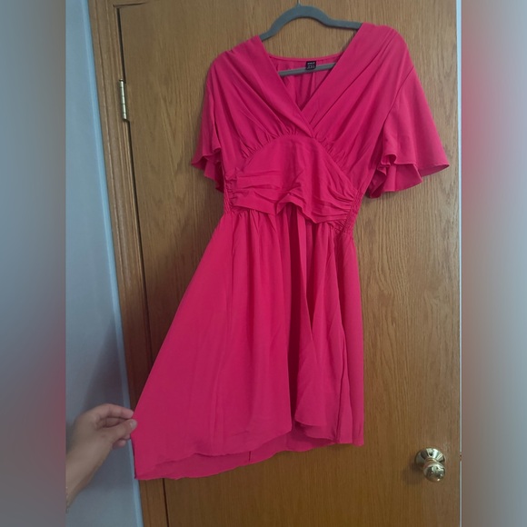 Elegant Pink Dress- Shein size Medium never worn - Picture 2 of 5